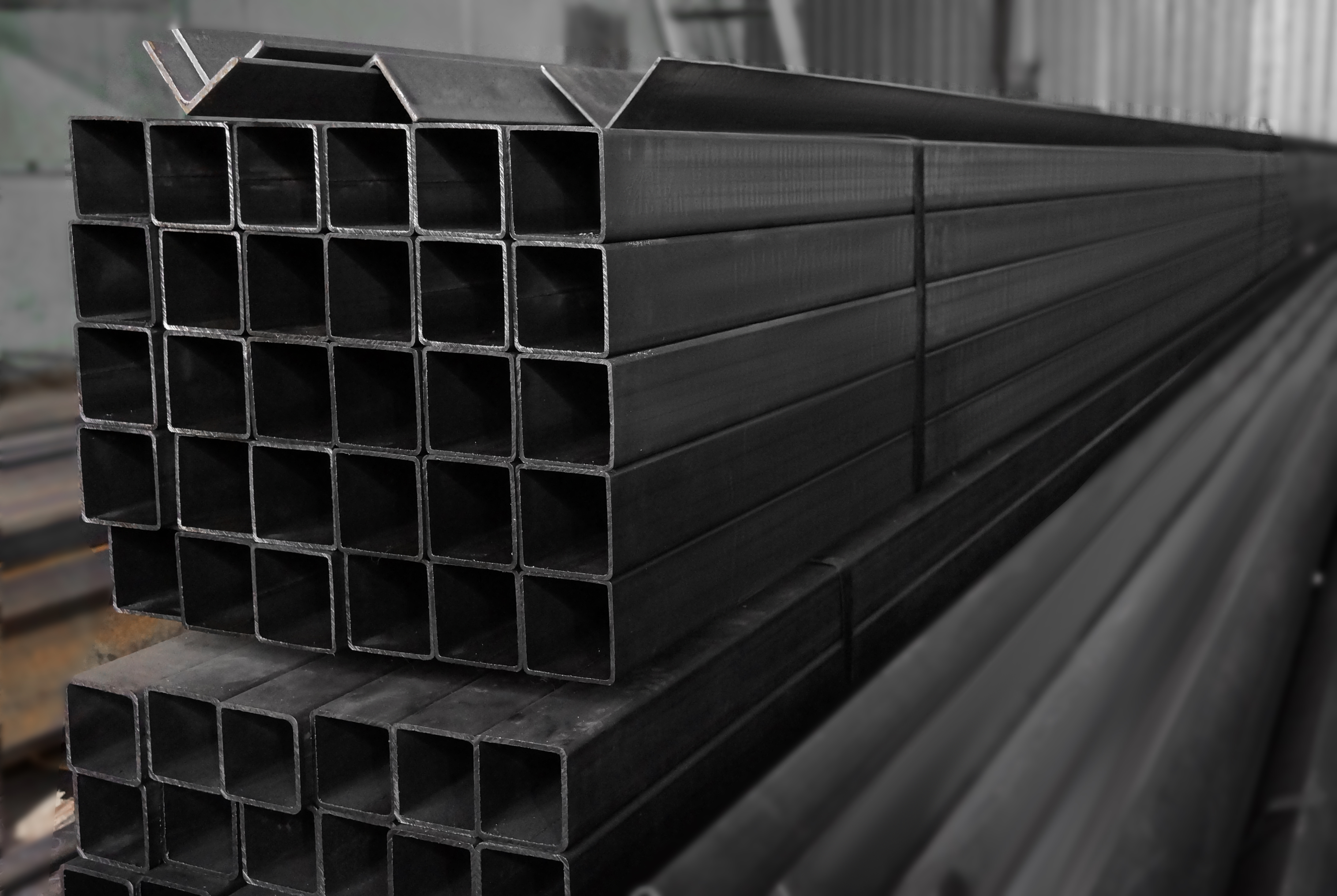 Труба профильная купить в Екатеринбурге по низкой цене